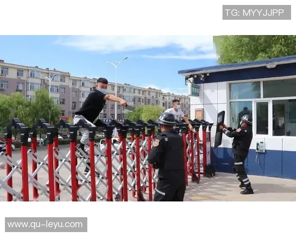 文班自信发声身体素质提升力量与对抗能力双双增强 文班自信发声身体素质提升力量与对抗能力双双增强