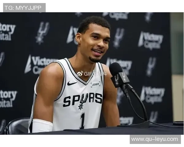 文班称赞科内特为联盟稀有盖帽手与他并肩作战令人振奋